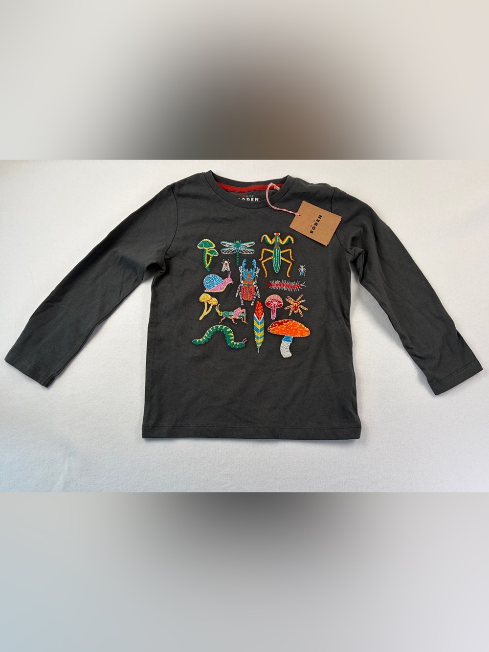NWT Mini Boden - Glow Grey Superstitch Bug - Kids Long Sleeve Tee 4-5Y